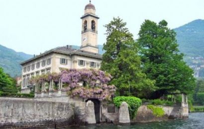 Unieke prestigieuze en monumentale villa in Cernobbio, direct aan het meer. Aparte dependance en boothuis. Fantastische, gezochte locatie, op loopafstand van de Villa d'Este. Beeld: ItaliaCasa